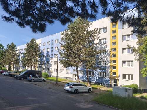 Foto - Wohnung zum Mieten in Borna 354,00 € 59 m²