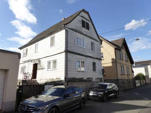 Foto - Haus zum Kaufen in Büdingen 180.000,00 € 130 m²