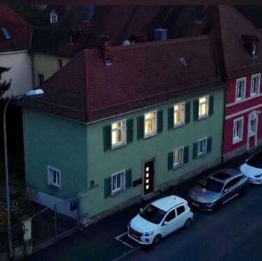 Foto - Haus zum Kaufen in Kitzingen 350.000,00 € 100 m²