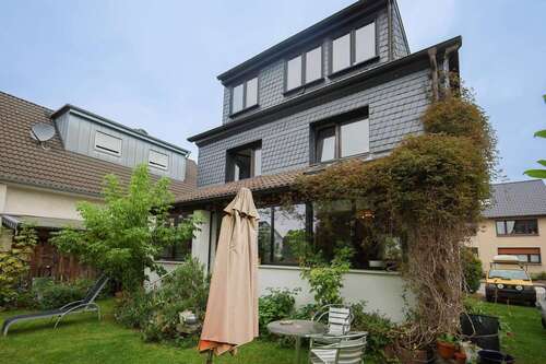 Foto - Haus zum Kaufen in Langenfeld Reusrath 450.000,00 € 119.18 m²