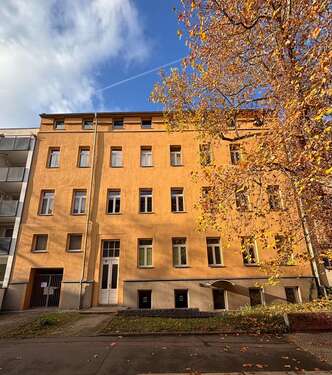 Foto - Wohnung zum Kaufen in Halle (Saale) 100.000,00 € 59.2 m²