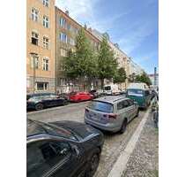 Haus zum Kaufen in Berlin 1.590.000,00 € 590 m²