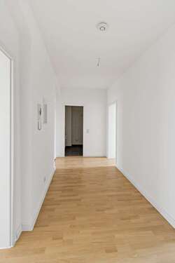 Foto - Wohnung zum Mieten in Halle 555,00 € 69 m²