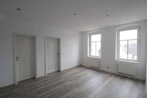 Foto - Wohnung zum Mieten in Lunzenau 280,00 € 44 m²