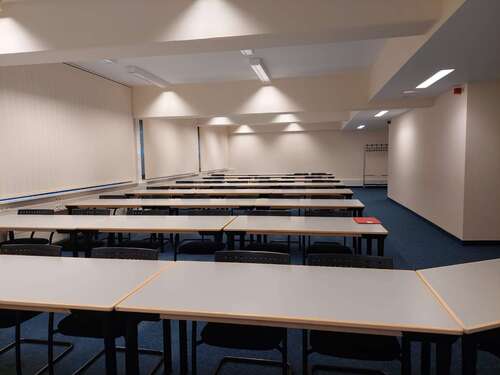 Foto - Büro in Zwickau 572,00 € 96 m² - 572,00&nbsp;EUR Kaltmiete, ca.&nbsp; 96,00&nbsp;m&sup2;