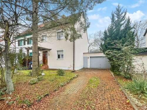 Foto - Haus zum Kaufen in Nürnberg 425.000,00 € 123 m²