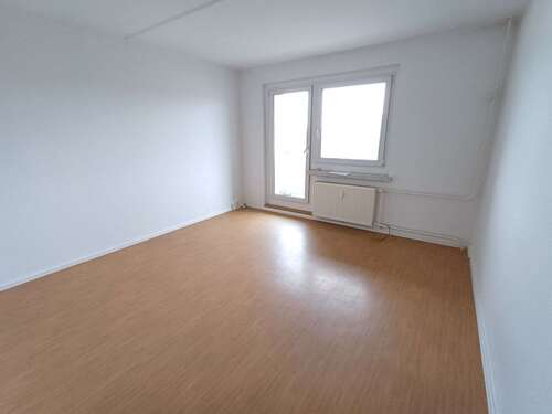 Foto - Wohnung zum Mieten in Plauen 256,80 € 56 m²