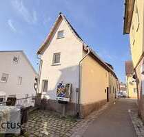 Haus zum Kaufen in Vaihingen an der Enz Enzweihingen 99.000,00 € 90 m² - Vaihingen an der Enz / Enzweihingen