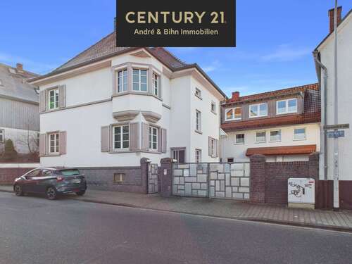 Foto - Haus zum Kaufen in Ober-Ramstadt 890.000,00 € 321 m²