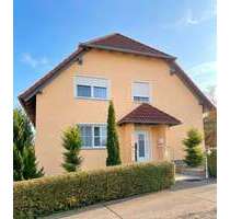 Haus zum Kaufen in Markt Taschendorf 550.000,00 € 260 m²