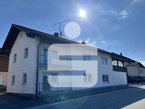 Foto - Haus zum Kaufen in Waldkirchen 132.000,00 € 150.5 m²