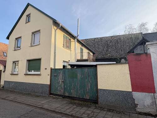 Foto - Haus zum Kaufen in Rödersheim-Gronau 299.000,00 € 160 m²