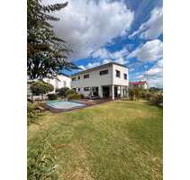 Haus zum Kaufen in Geldersheim 799.999,00 € 150 m²