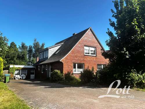 Foto - Haus zum Kaufen in Südbrookmerland Moordorf 180.000,00 € 208 m²