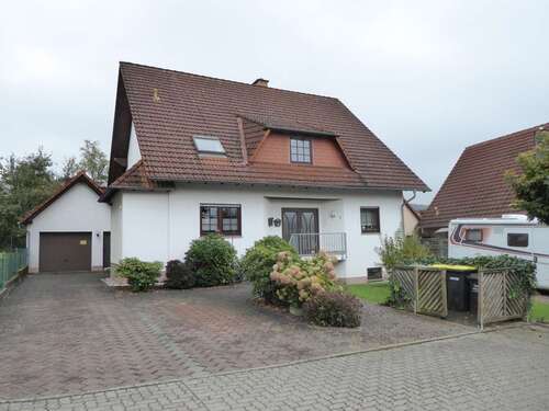 Foto - Haus zum Kaufen in Kefenrod 570.000,00 € 300 m²