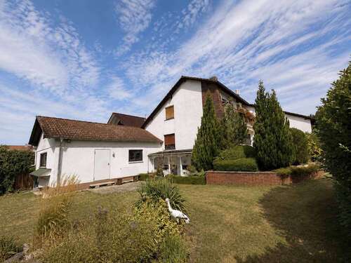 Foto - Haus zum Kaufen in Idstein 499.000,00 € 205 m²