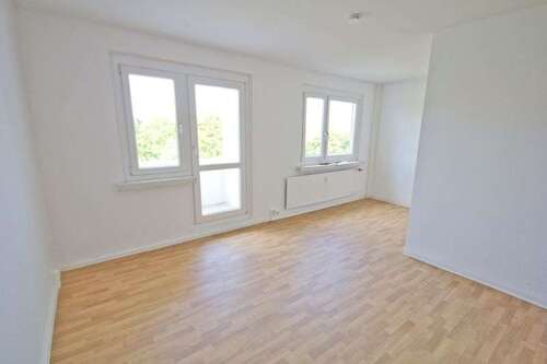 Foto - Wohnung zum Mieten in Halle (Saale) 265,00 € 30.72 m²