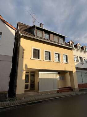 Foto - Haus zum Kaufen in Odenbach 95.000,00 € 140 m²