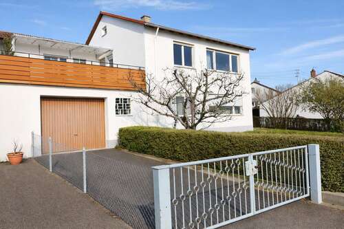 Foto - Haus zum Kaufen in Backnang 390.000,00 € 134.53 m²