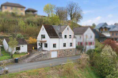 Foto - Haus zum Kaufen in Reichenberg 175.000,00 € 119 m²