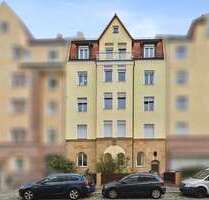 Haus zum Kaufen in Nürnberg 1.390.000,00 € 530.8 m²