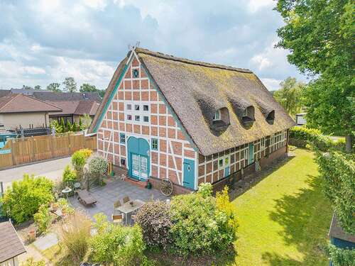 Foto - Haus zum Kaufen in Buxtehude 699.000,00 € 249 m²