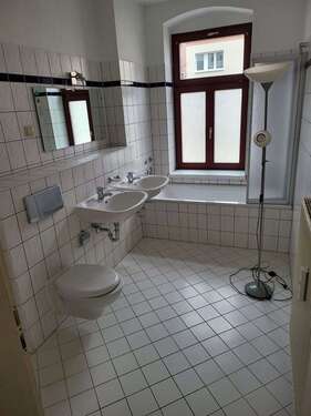 Foto - Wohnung zum Mieten in Chemnitz 337,00 € 84.23 m²