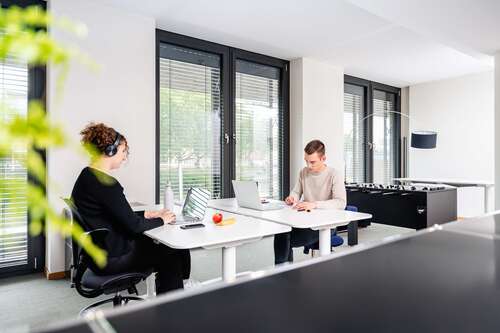 Foto - Büro in Bremen 300,00 € 200 m² - 300,00 EUR Kaltmiete, ca.  200,00 m²