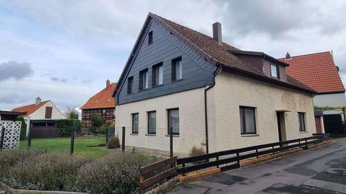 Foto - Haus zum Kaufen in Hildesheim OT Achtum 197.500,00 € 143 m²