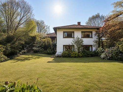 Foto - Haus zum Kaufen in Wiesbaden 1.255.000,00 € 192 m²