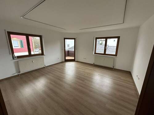Foto - Wohnung zum Mieten in Aspach 900,00 € 64.5 m²