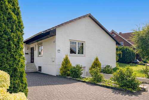 Foto - Haus zum Kaufen in Bremerhaven 279.000,00 € 96 m²