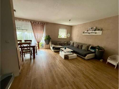 Foto - Haus zum Kaufen in Schkopau 255.000,00 € 125 m²
