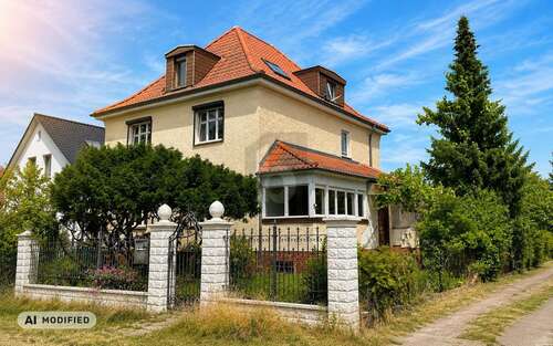 Foto - Haus zum Kaufen in Berlin-Biesdorf 690.000,00 € 210 m²