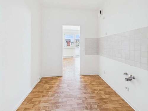 Foto - Wohnung zum Mieten in Chemnitz 372,00 € 66.41 m²