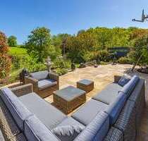 Haus zum Kaufen in Leichlingen 1.085.000,00 € 271 m²