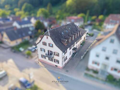 Foto - Haus zum Kaufen in Badenweiler 750.000,00 € 702 m²