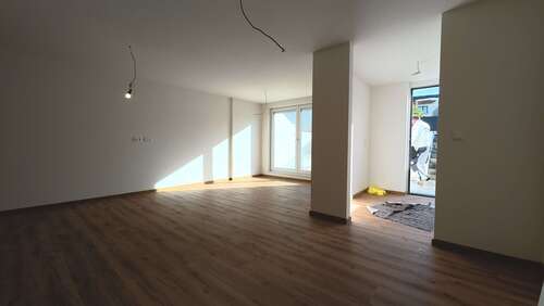 Foto - Wohnung zum Mieten in Östringen 950,00 € 79 m²