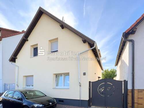 Foto - Haus zum Kaufen in Ludwigshafen 450.000,00 € 135 m²