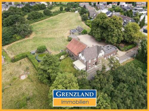 Foto - Haus zum Kaufen in Dinslaken 847.000,00 € 257 m²