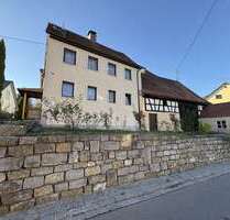 Haus zum Kaufen in Kreßberg Mariäkappel 335.000,00 € 168 m² - Kreßberg / Mariäkappel