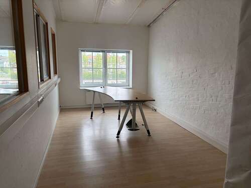 Foto - Büro in Neustadt 1.005,00 € 83.7 m²