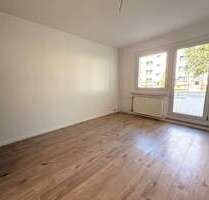Wohnung zum Mieten in Plauen 248,40 € 41.4 m²