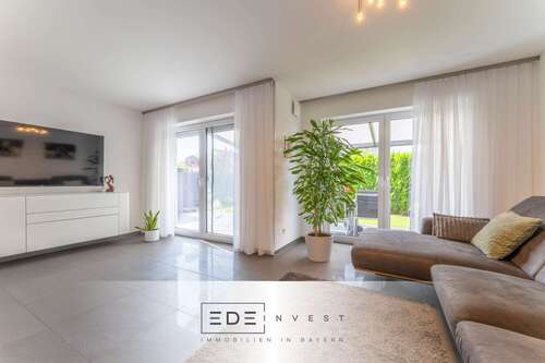 Foto - Haus zum Kaufen in Königsbrunn 835.000,00 € 141.86 m²