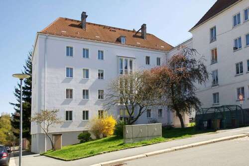 Foto - Wohnung zum Mieten in Plauen 354,45 € 67.13 m²