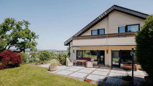 Foto - Haus zum Kaufen in Teningen-Nimburg 1.250.000,00 € 355.34 m²