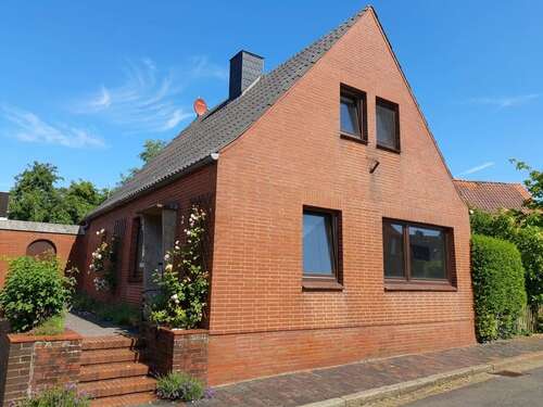 Foto - Haus zum Kaufen in Meldorf 129.000,00 € 84 m²