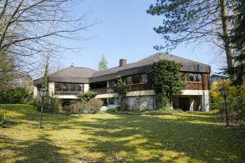 Foto - Haus zum Kaufen in Althütte 860.000,00 € 378.65 m²