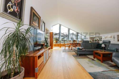 Foto - Haus zum Kaufen in Owen 800.000,00 € 215 m²