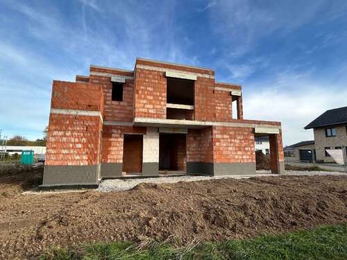 Foto - Haus zum Kaufen in Steinheim 299.900,00 € 165 m²